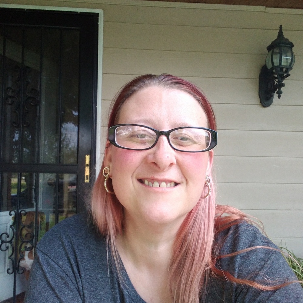 Meet your Posher, Leah